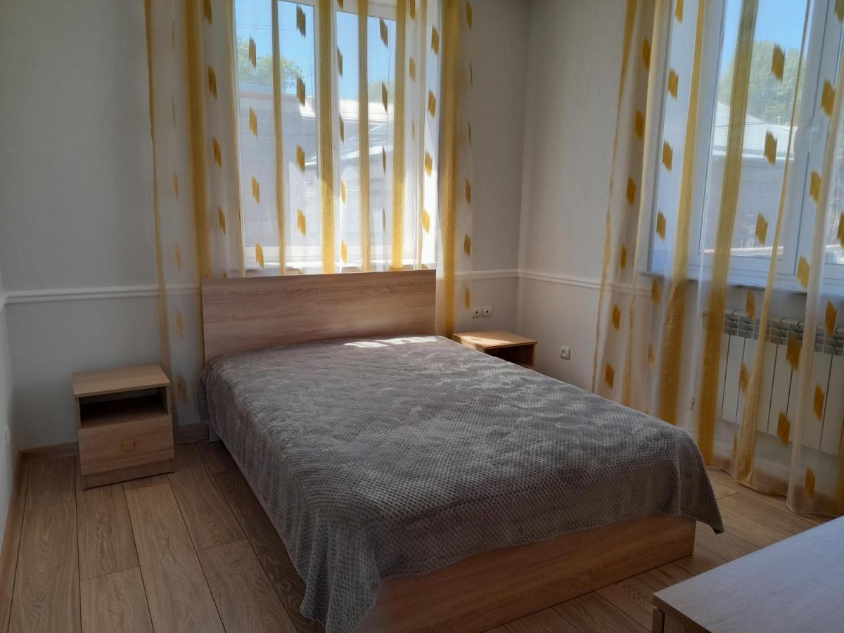 Melkonyan'S Home Гюмри Екстериор снимка